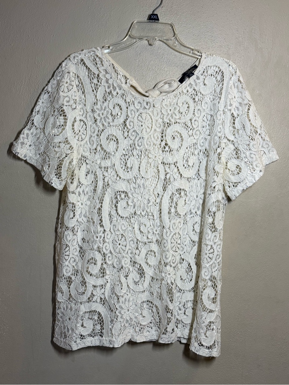 Women’s Suzanne Betro Ivory Lace SS Back Tie Blouse Sz 1X